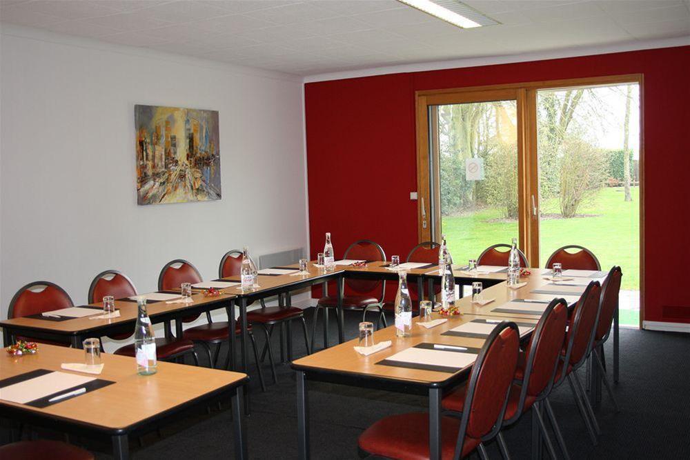Montigny  Logis Hotel & Restaurant - Le Relais De Montigny מראה חיצוני תמונה